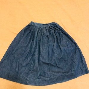 Denim skirt with high waist